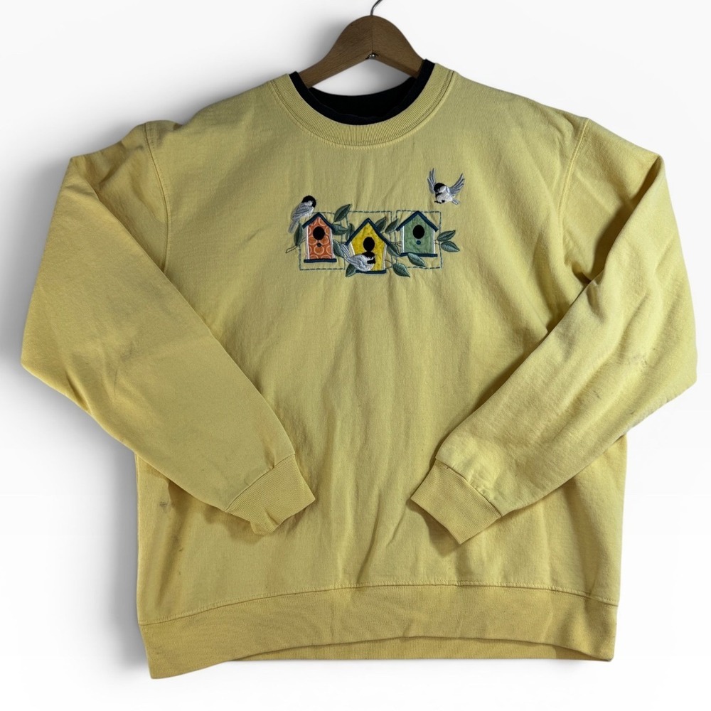 Vintage Birdhouse Embroidered Sweatshirt Yellow Cottagecore Crewneck Pullover M - Picture 2 of 12